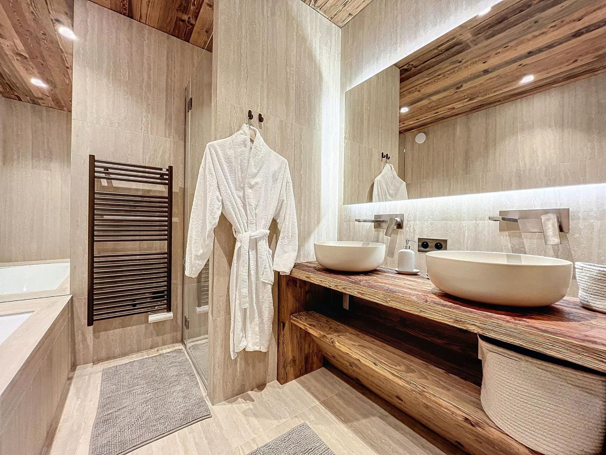 Chalet Meribel, 11 Pieces, 15 Personnes - Fr-1-688-79 Méribel Exterior foto
